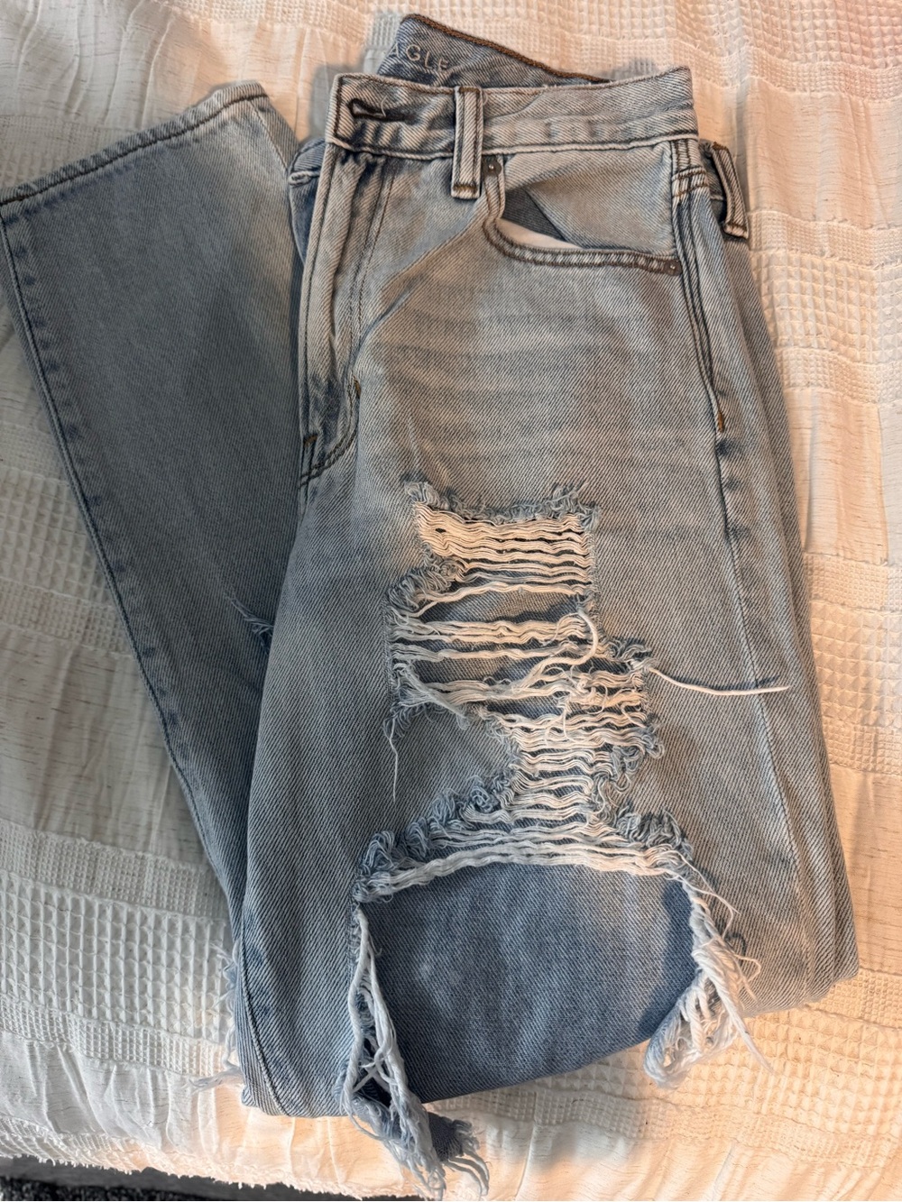 American Eagle Outfitters Light Blue High-Rise Distressed Jeans